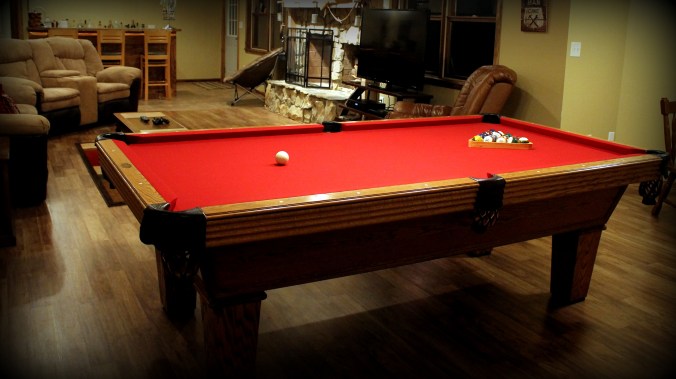 pool table red felt