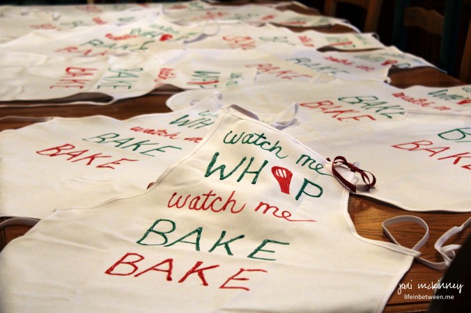 watch me whip watch me bake bake christmas aprons