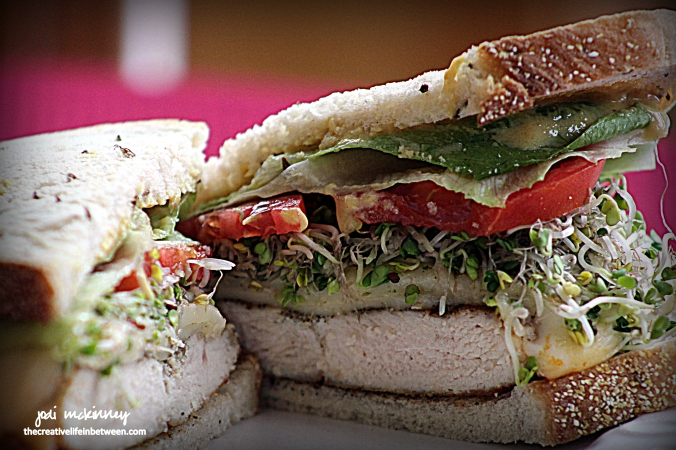 chicken-breast-sandwich-on-jewish-rye-with-broccoli-sprouts